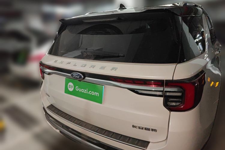 Used Ford Explorer 2023 EcoBoost 285 Four-Wheel Drive Titanium Edition 6 Seats
