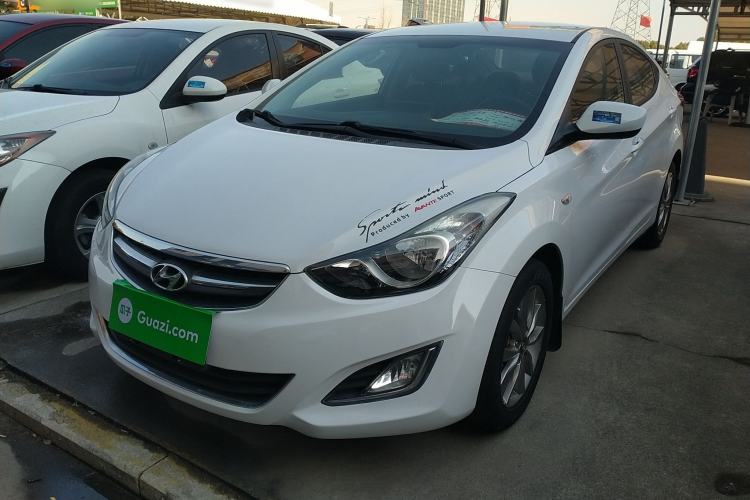 Used Hyundai Elantra (5th Generation / Langdong) 2015 1.6L Automatic Fashion Model