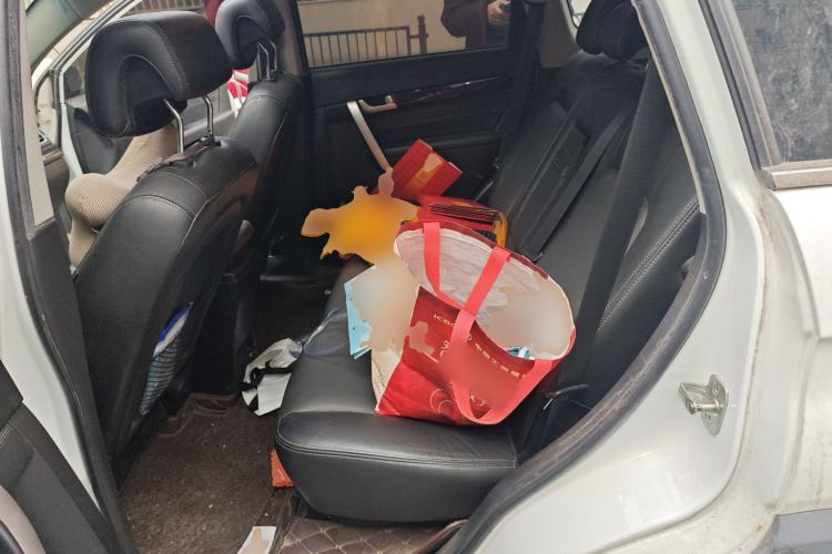 Used Chevrolet Captiva 2017 2.4L 4x4 Flagship Edition 7-Seater