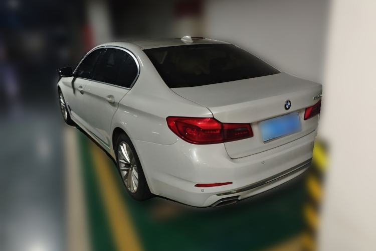 Used BMW 5 Series 2020 525Li Luxury Package Rear Left 45 Deg