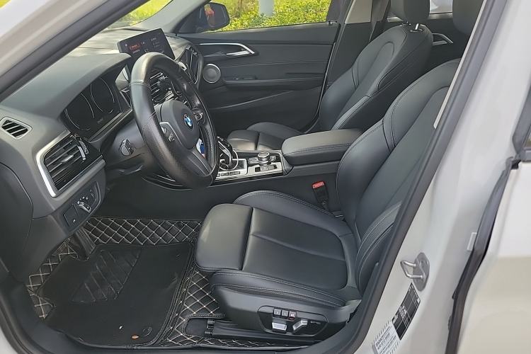 Used BMW 1 Series 2022 120i M Sport Night Edition Left Front Seat