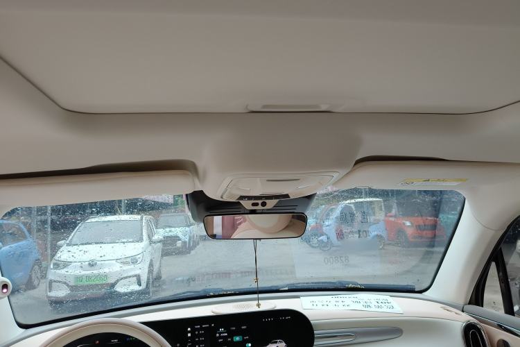 Used ORA Ballet Cat 2022 401 km Nutcracker Edition