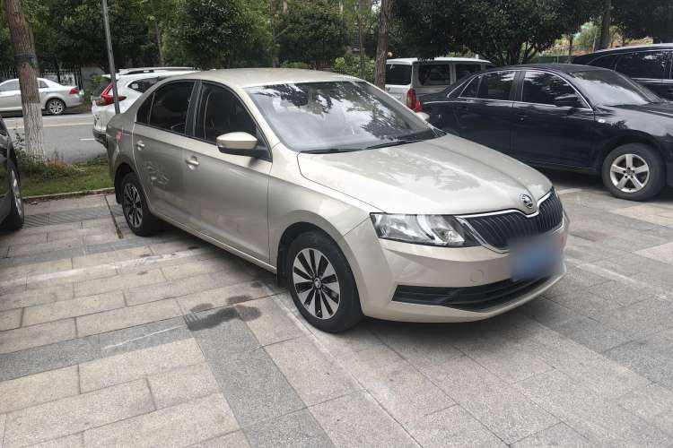 Used Skoda Rapid 2019 1.5L Automatic Standard Edition
