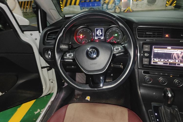 Used Volkswagen Golf 2019 200TSI DSG Comfort & Ambition Edition China VI Standard
