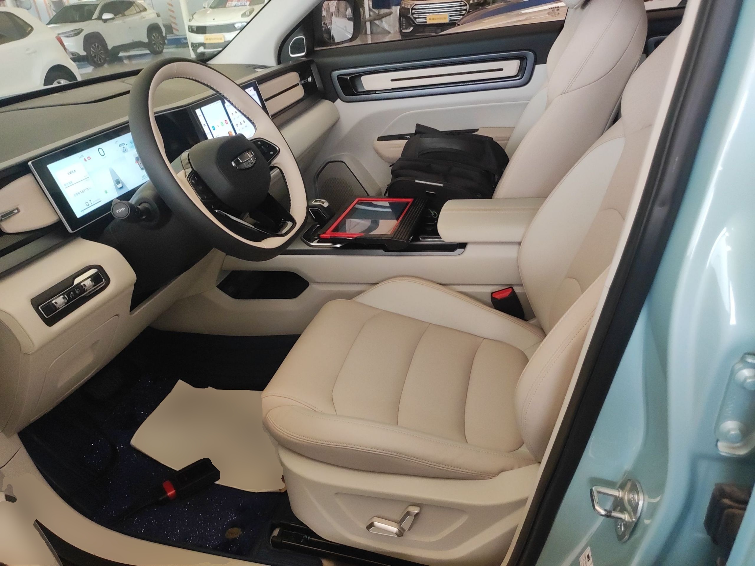 المقاعد الأمامية داخل السيارة