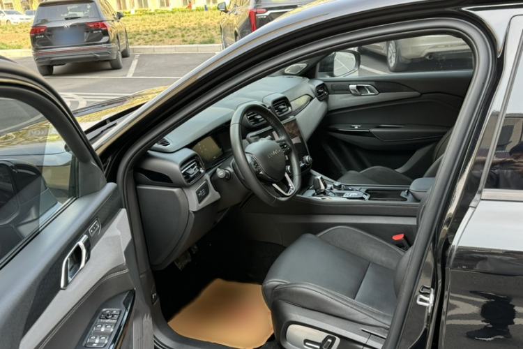 Used Lynk & Co 03 2021 1.5TD DCT Jing Champion Edition Interior 8