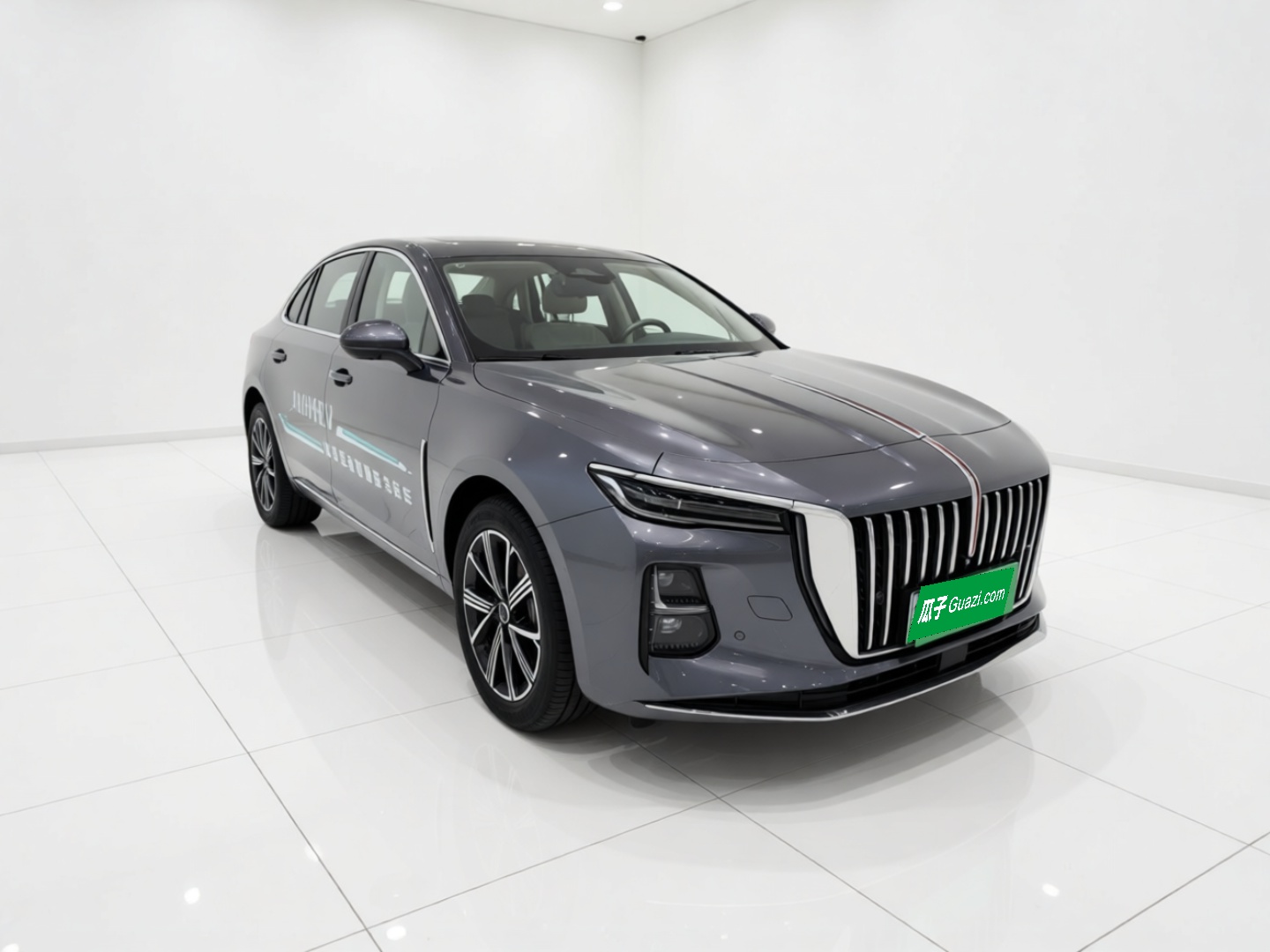 Hongqi H5 PHEV 2025 170 Super Hybrid Version — снимка 3