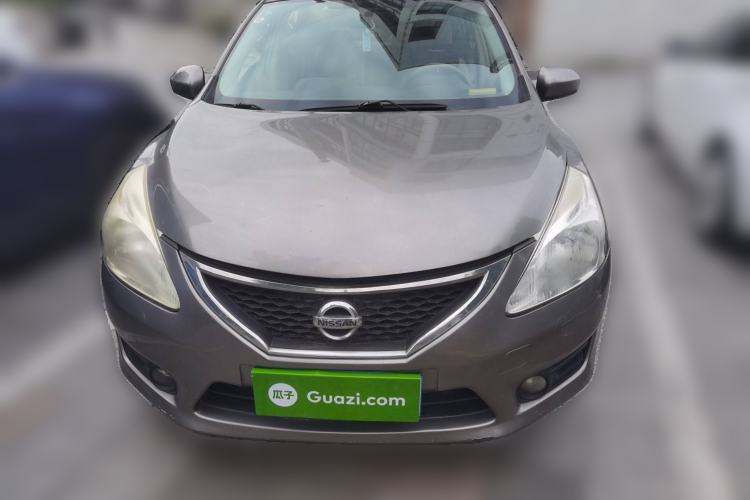 Used Nissan Tiida 2011 1.6L CVT Smart Version Front