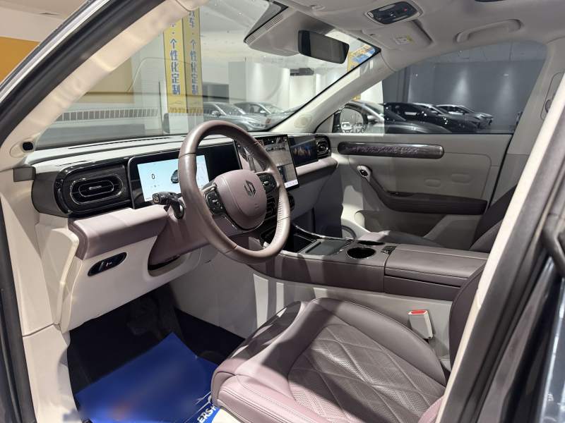 Used Leapmotor C11 2024 Range-Extended 300 Luxury Edition — 33
