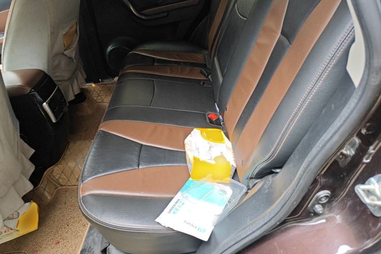 Used GAC Trumpchi GS5 Super 2015 2.0L Automatic Two-Wheel Drive Elite Edition Left Rear Seat