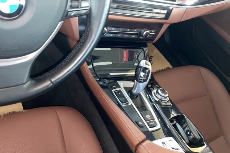 Used BMW 5 Series 2017 520Li Elegant Edition Gear Lever