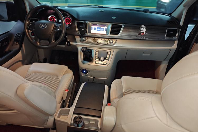 Used SAIC MAXUS G10 2018 PLUS 1.9T Manual Elite Edition Diesel
