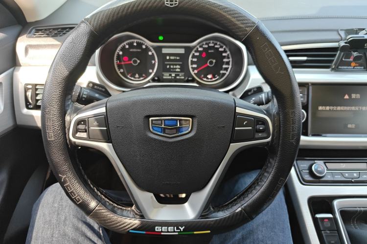 Used Geely Auto Emgrand X7 Sport 2018 1.8TD Manual Two-Wheel Drive Zhiya Model
