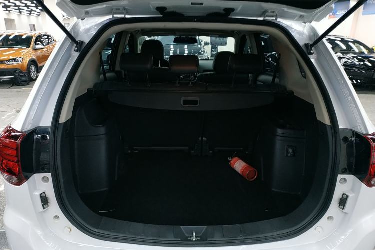 Used Mitsubishi Outlander 2019 2.0L Two-Wheel Drive Comfort Edition 5 Seats China VI Standard