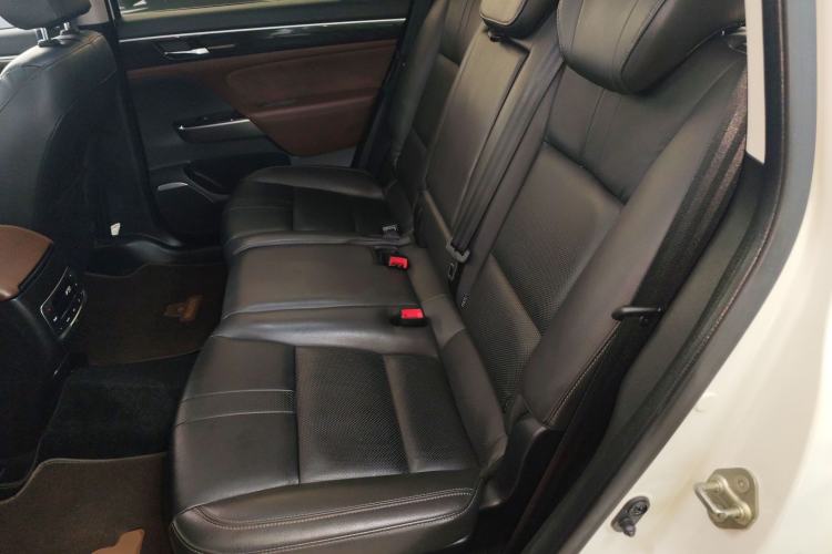 Used GAC Trumpchi GS8 2017 320T Four-Wheel Drive Luxury Smart Connectivity Version (7 Seats)