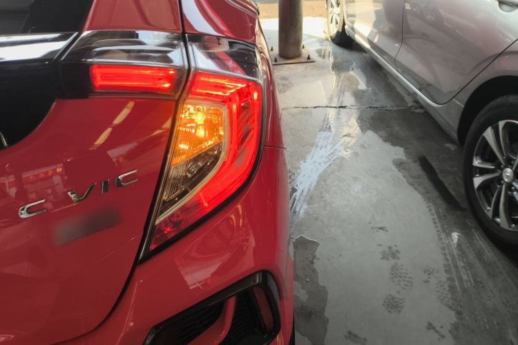 Used Honda Civic 2021 HATCHBACK 220TURBO CVT Trendy Cool Edition
