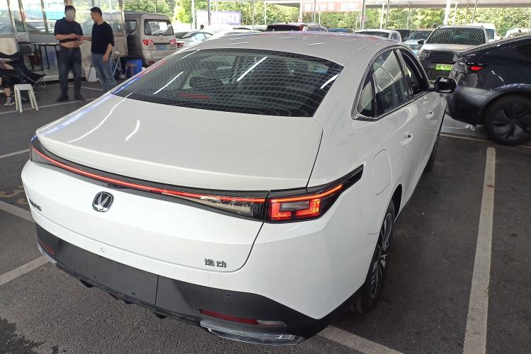 Used CHANGAN Eado PHEV 2025 Smart New Blue Whale 145KM Battleship Edition Rear Right 45 Deg