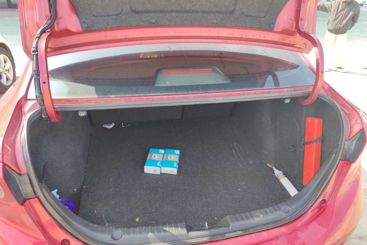 Used Mazda 3 Axela 2017 Sedan 1.5L Automatic Luxury Model Emission Standard China V
