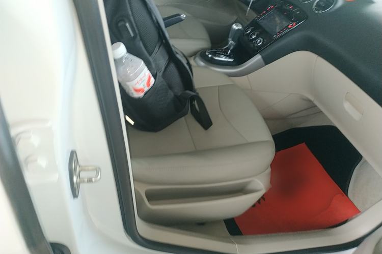 Used Peugeot 408 2013 2.0L Automatic Comfort Edition Right Front Seat