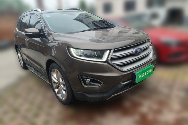 Used Ford Edge 2016 EcoBoost 245 Four-Wheel Drive Titanium 7-Seater Front Right 45 Deg