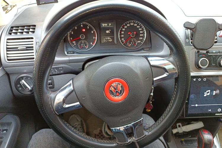 Used Volkswagen Touran 2015 1.4T DSG Comfort Edition 5 Seats
