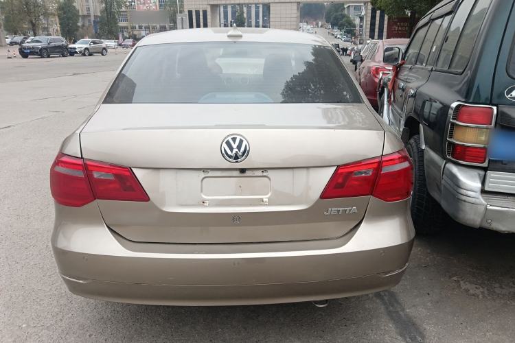 Used Volkswagen Jetta 2015 1.6L Automatic Luxury Model
