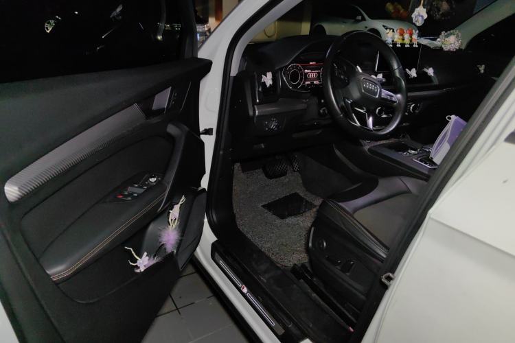 Used Audi Q5L 2018 45 TFSI Prestige Fashion Edition China V Emission Standard Driver Seat