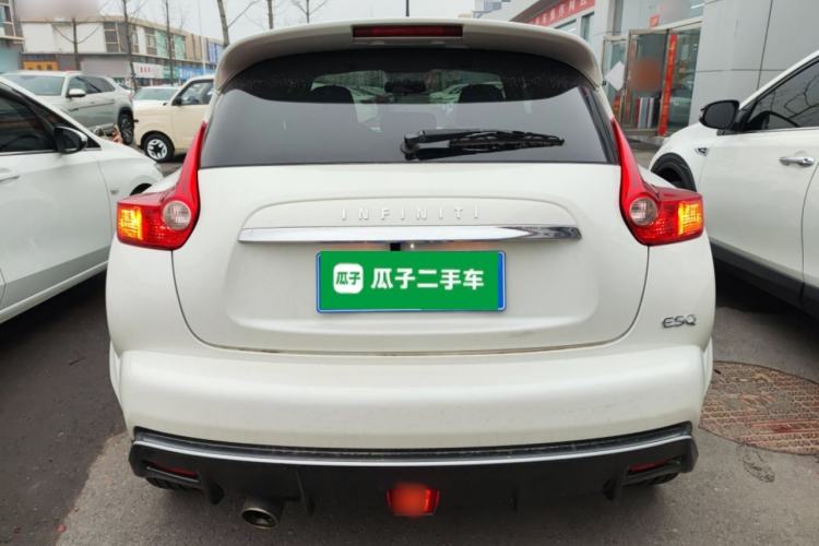 Used Infiniti ESQ 2014 1.6L Spontaneous Edition