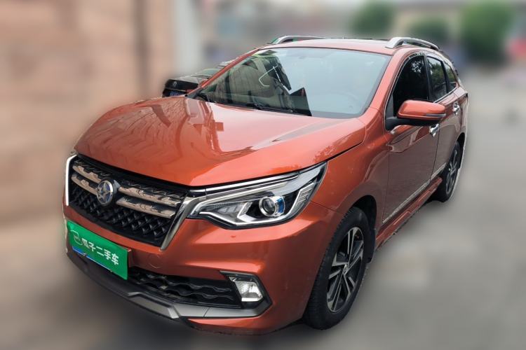 Used Venucia T70 2018 2.0L CVT Smart Enjoyment Version Guazi used car, China used car export, Used car for sale, Used cars, Cheapest cars for sale