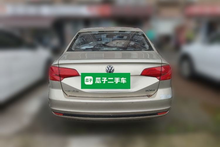 Used Volkswagen Bora 2017 1.6L Automatic Fashion Model
