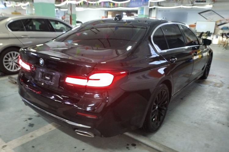 Used BMW 5 Series New Energy 2021 535Le Luxury Package
