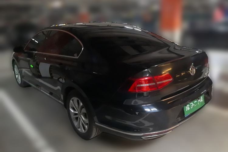 Used Volkswagen Magotan 2017 330TSI DSG Luxury Model