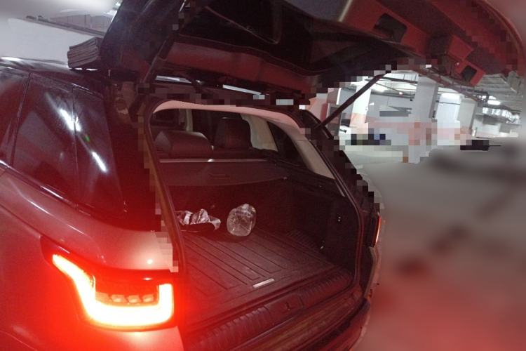 Used Land Rover Range Sport 2022 3.0 L6 YAO Black Edition Trunk