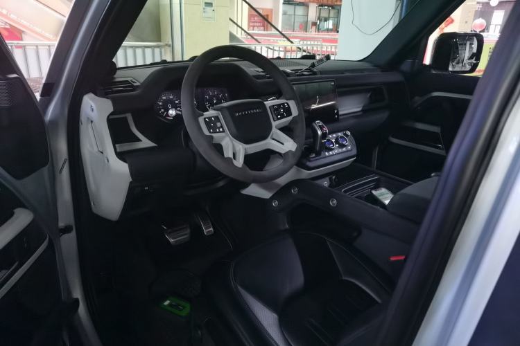 Used Land Rover Defender 2022 90 Two-Door 2.0T Standard Version European Edition