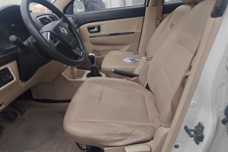 Used Dongfeng Fengon 370 2016 1.5L Manual Standard Edition SFG15-02 5 Seats