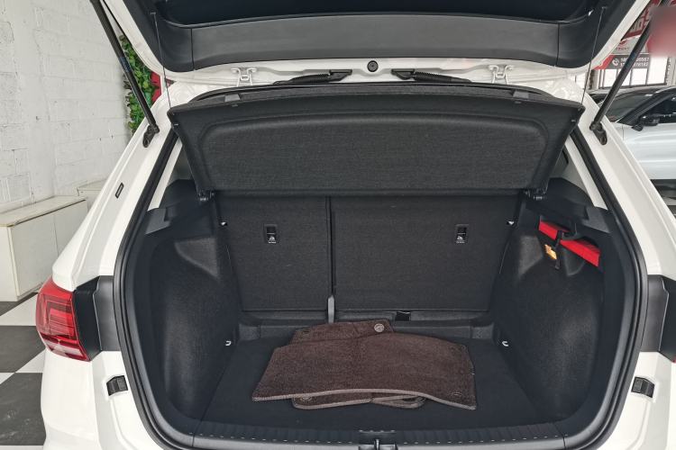 Used Volkswagen Tharu 2022 280TSI Two-Wheel-Drive Luxury Edition Trunk