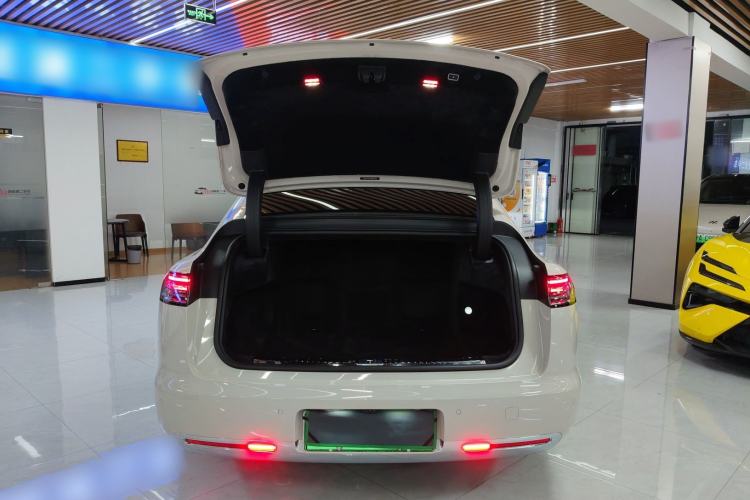 Used Hima S800 2025 Model, Range-Extended Starlight Executive Edition, 4 Seats