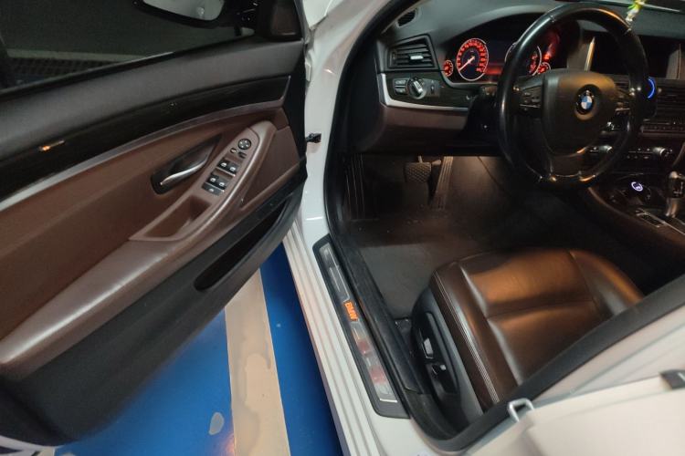 Used BMW 5 Series 2017 525Li Luxury Design Package
