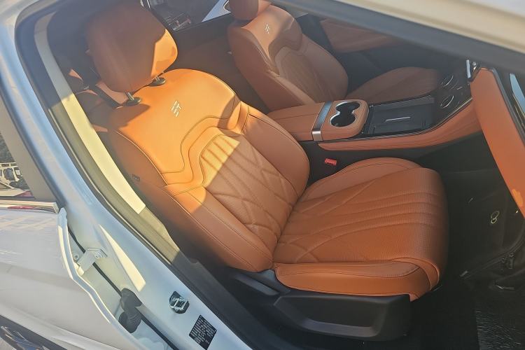 Used JETOUR Shanhai L7 2024 1.5T 120km MAX 5-Seater
