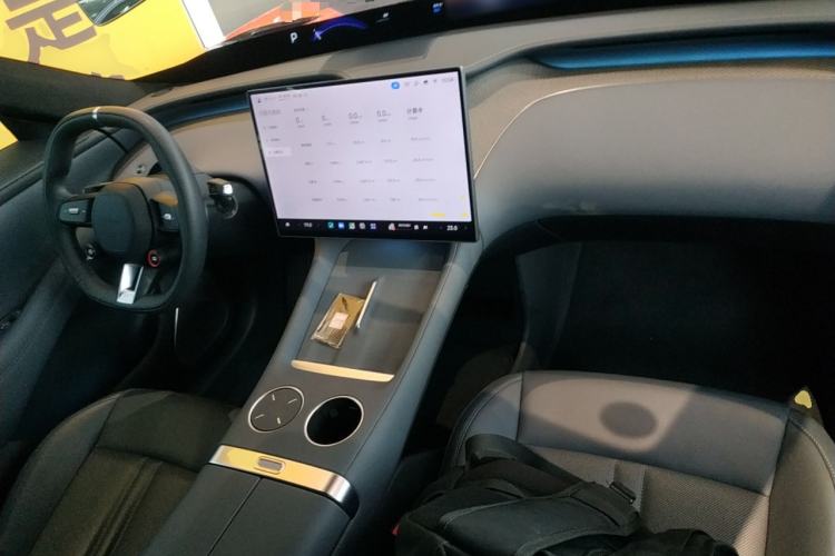 Used Xiaomi Auto YU7 2025 Ultra-Long Range High-Performance All-Wheel-Drive Max Edition