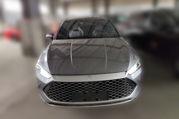 Used BYD Qin PLUS 2024 HONOR Edition DM-i 55KM Leading Model
