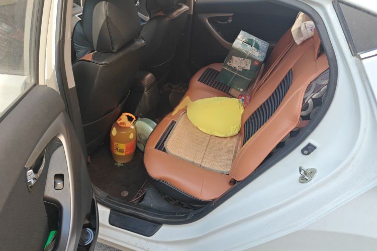 Used Hyundai Elantra (5th Generation / Langdong) 2012 1.6L Automatic Leading Model