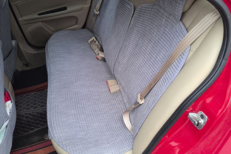 Used Roewe 350 2015 1.5L Manual Luxury Sunroof Edition