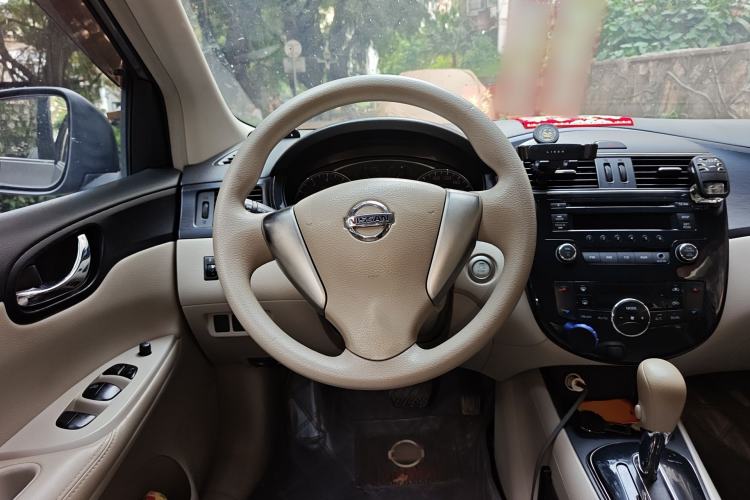 Used Nissan Tiida 2011 1.6L CVT Smart Version Steering Wheel