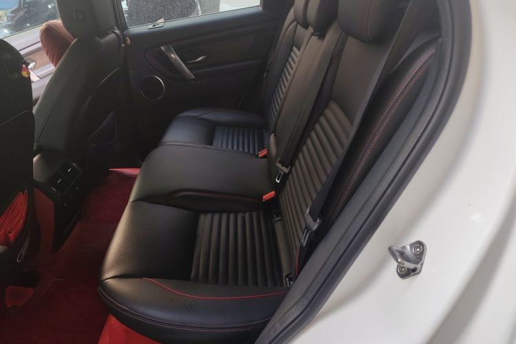 Used Land Rover Discovery Sport 2020 249 PS R-Dynamic Performance Edition Left Rear Seat