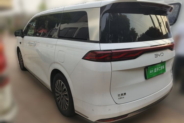 Used BYD Xia 2025 DM-i 1.5T 100km Leading Model
