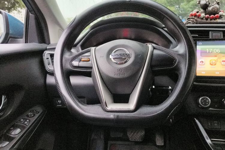 Used Nissan Lannia 2016 1.6L CVT Cool Edition Steering Wheel