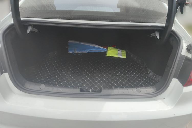 Used Geely Auto Emgrand GL 2021 UP 1.4T CVT Luxury Edition Trunk