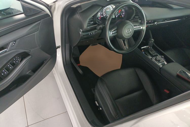 Used Mazda 3 Axela 2021 2.0L Automatic Zhiya Edition
