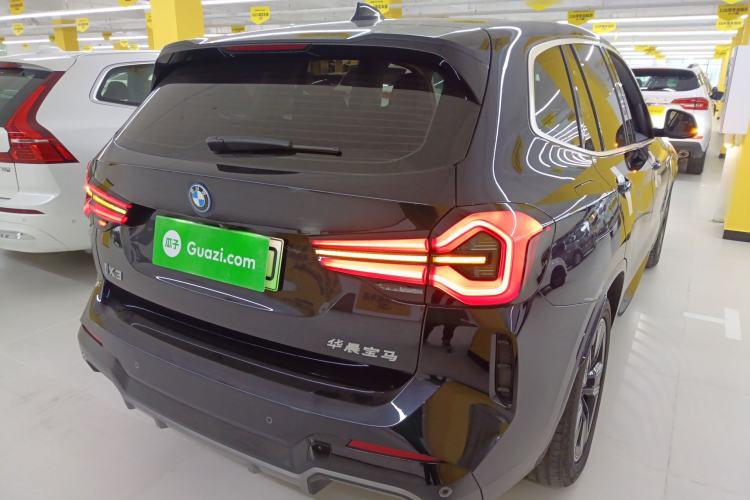Used BMW iX3 2024 Leading Model